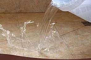 鲅鱼圈漏水维修 免砸砖防水材料该如何施工